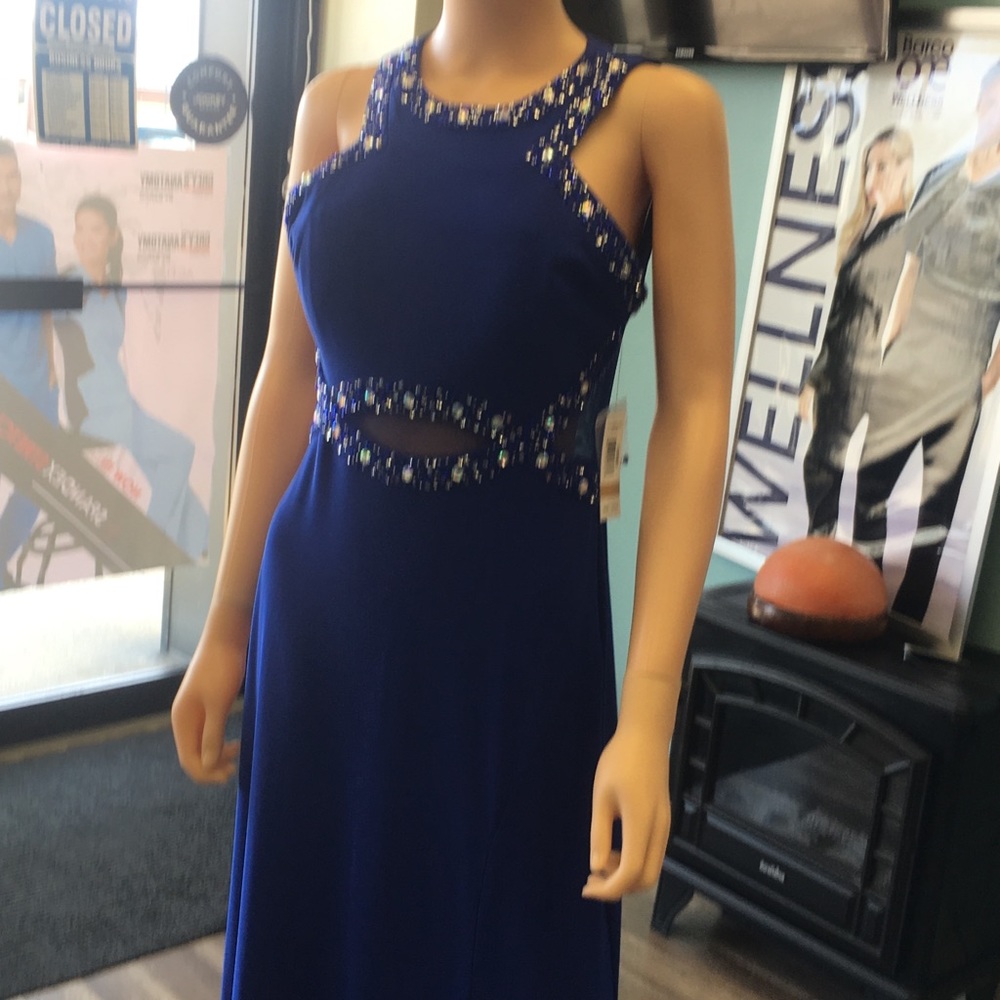 Glamorous evening gown for any occasions size11/12 - Picture 4 of 8